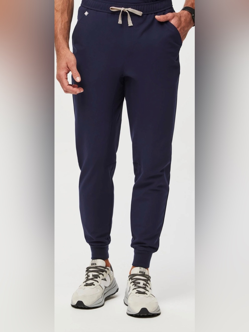 Figs Men's Navy Tansen Jogger Scrub Pant size XL-Short